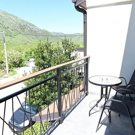 Apartmani Drijen Ravno Exterior photo
