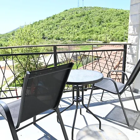 Apartmani Drijen Ravno Exterior photo